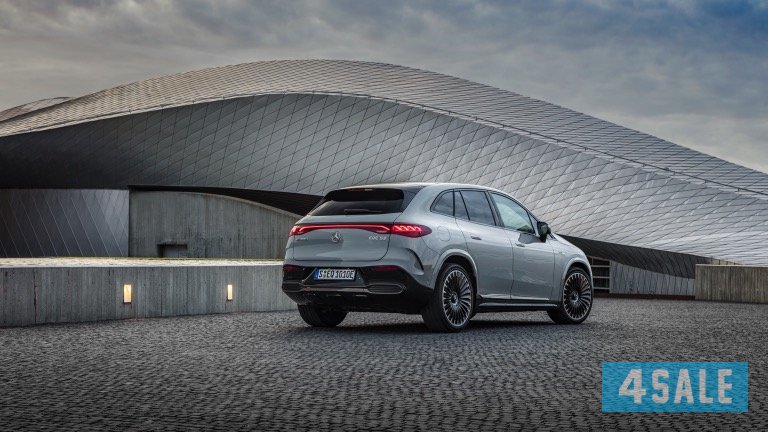 Mercedes-AMG EQE 53 4MATIC SUV3