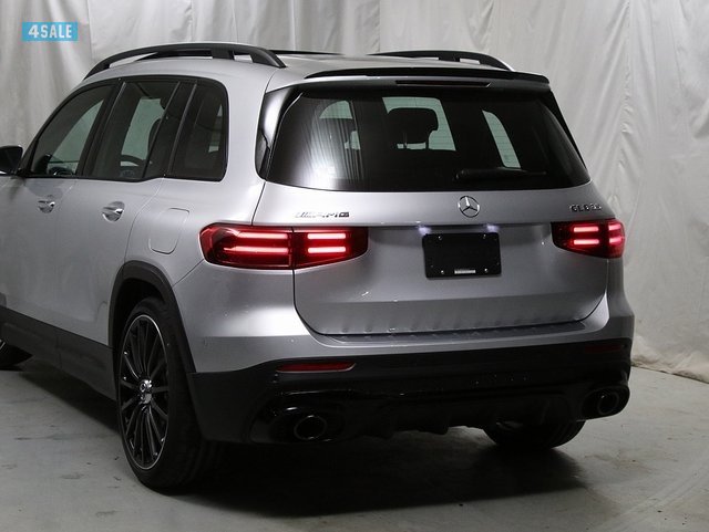 Mercedes-AMG GLB 35 4MATIC2