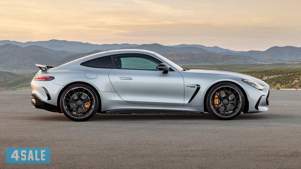 Mercedes-AMG GT 63 4MATIC+1