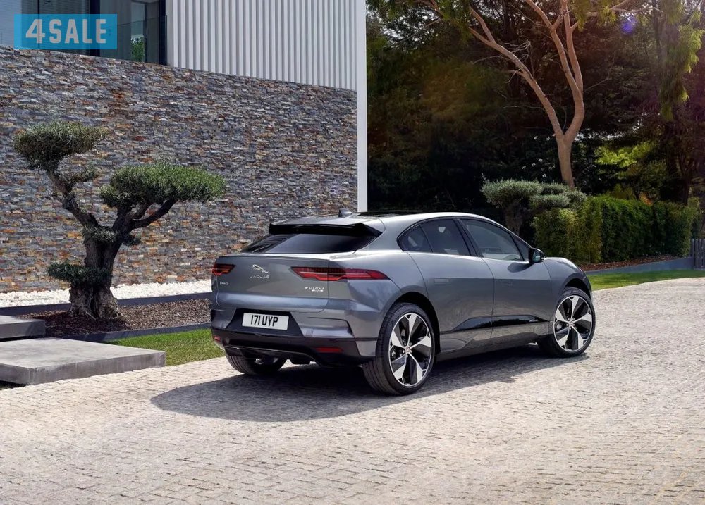 JAGUAR I‑PACE4
