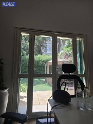 listing img